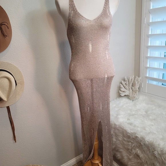 Codigo Mesh Distressed Metallic VNeck Sleeveless Open Front Dress - Picture 11 of 16